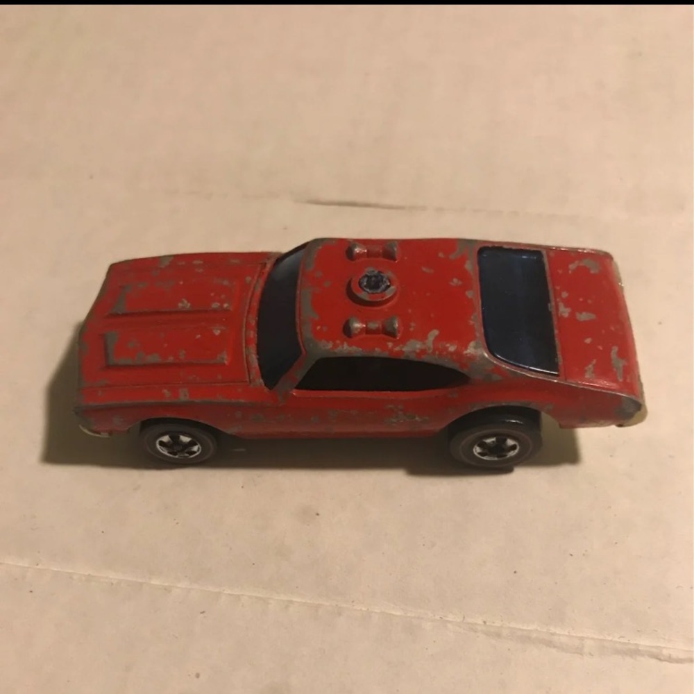1969 red line hot wheel
